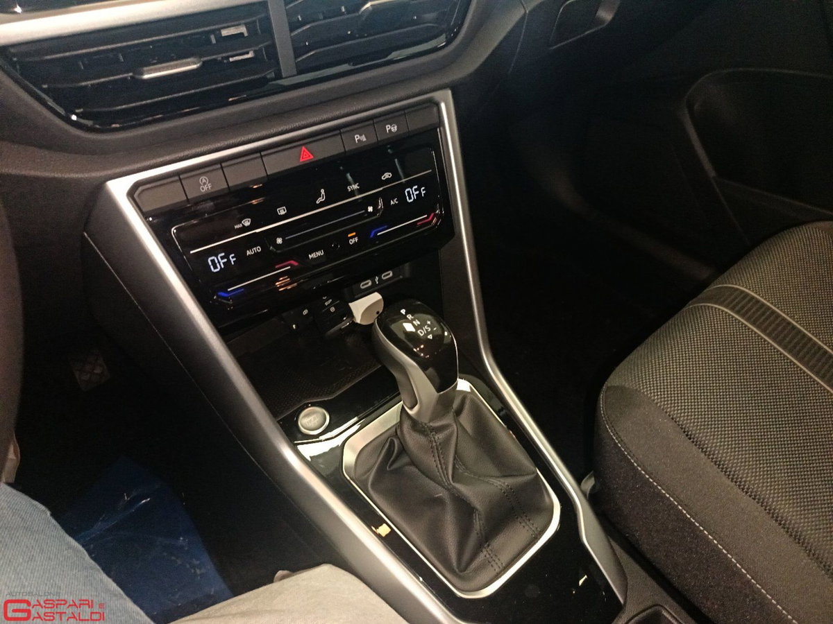Volkswagen T-Roc 2.0 TDI SCR 150 CV DSG Sport BlueMotion Technology (11)
