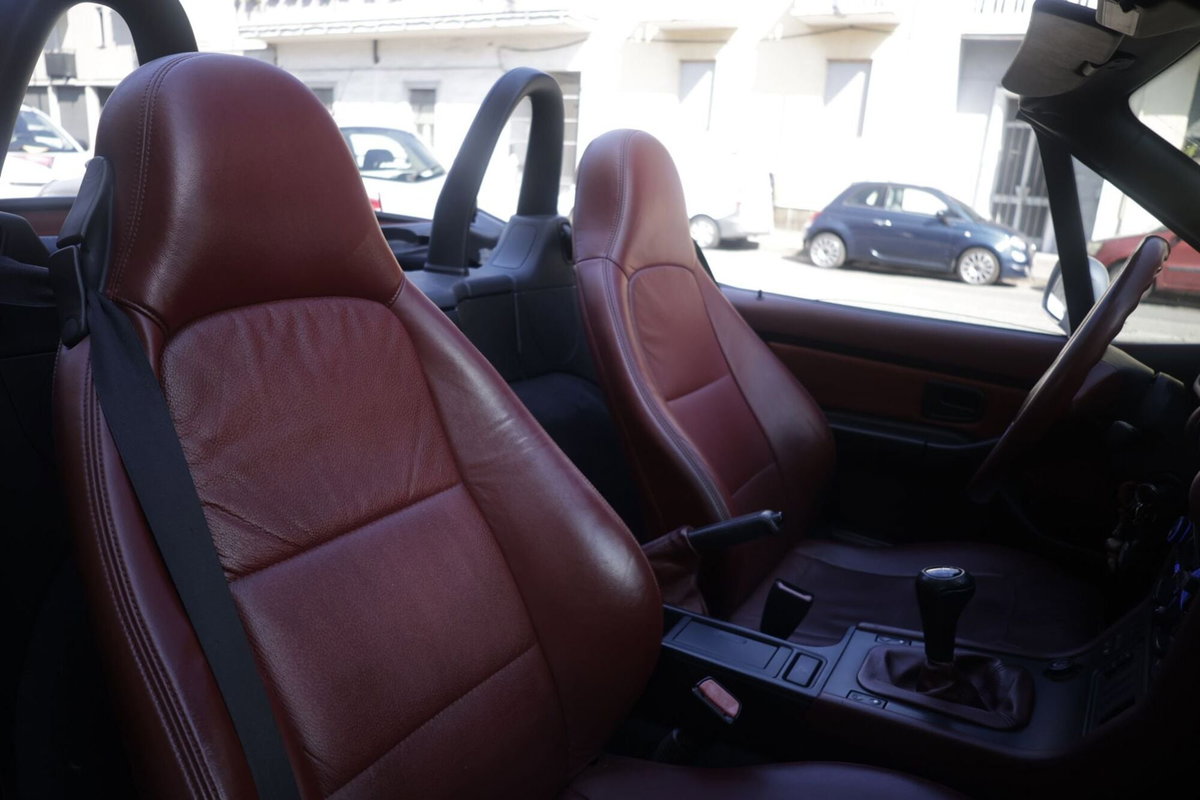 BMW Z3 Cabrio 1.9 16V cat Roadster (3)