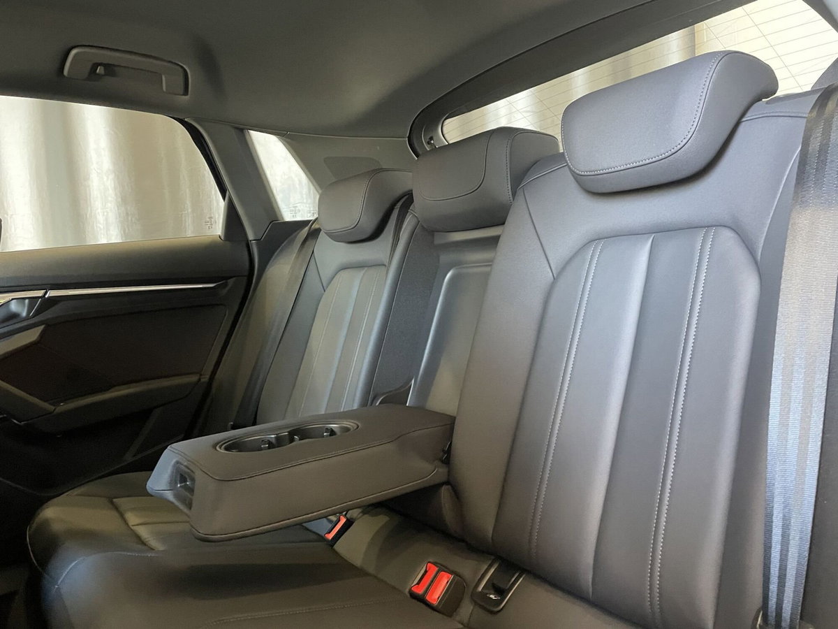 Audi A3 Sportback 35 TFSI S tronic Business Advanced (10)