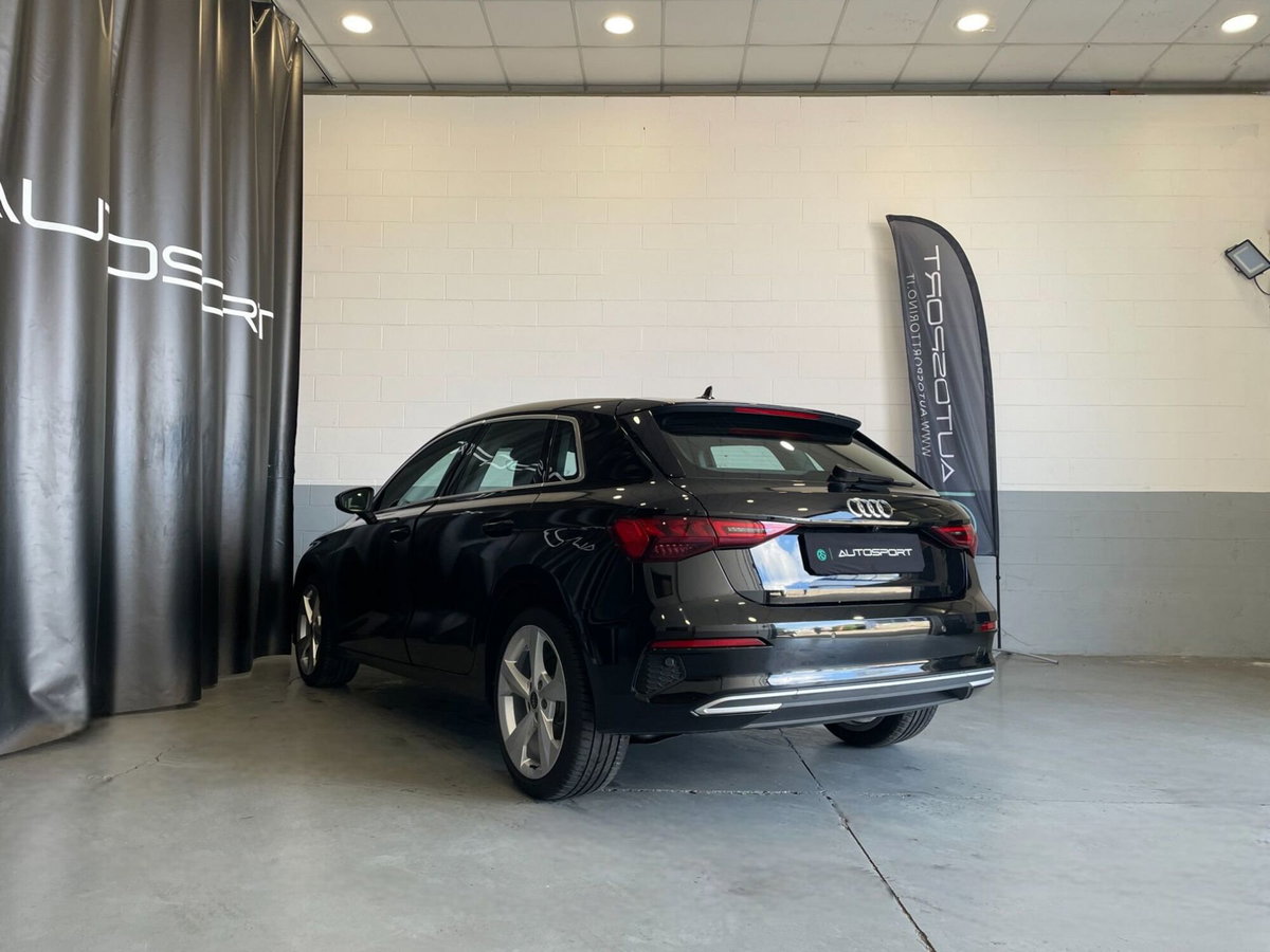Audi A3 Sportback 35 TFSI S tronic Business Advanced (4)