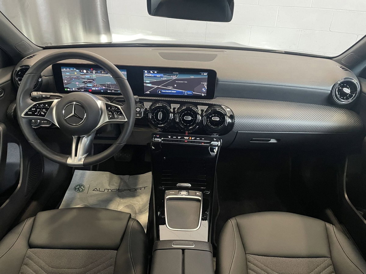 Mercedes-Benz Classe A 180 Automatic Executive (12)