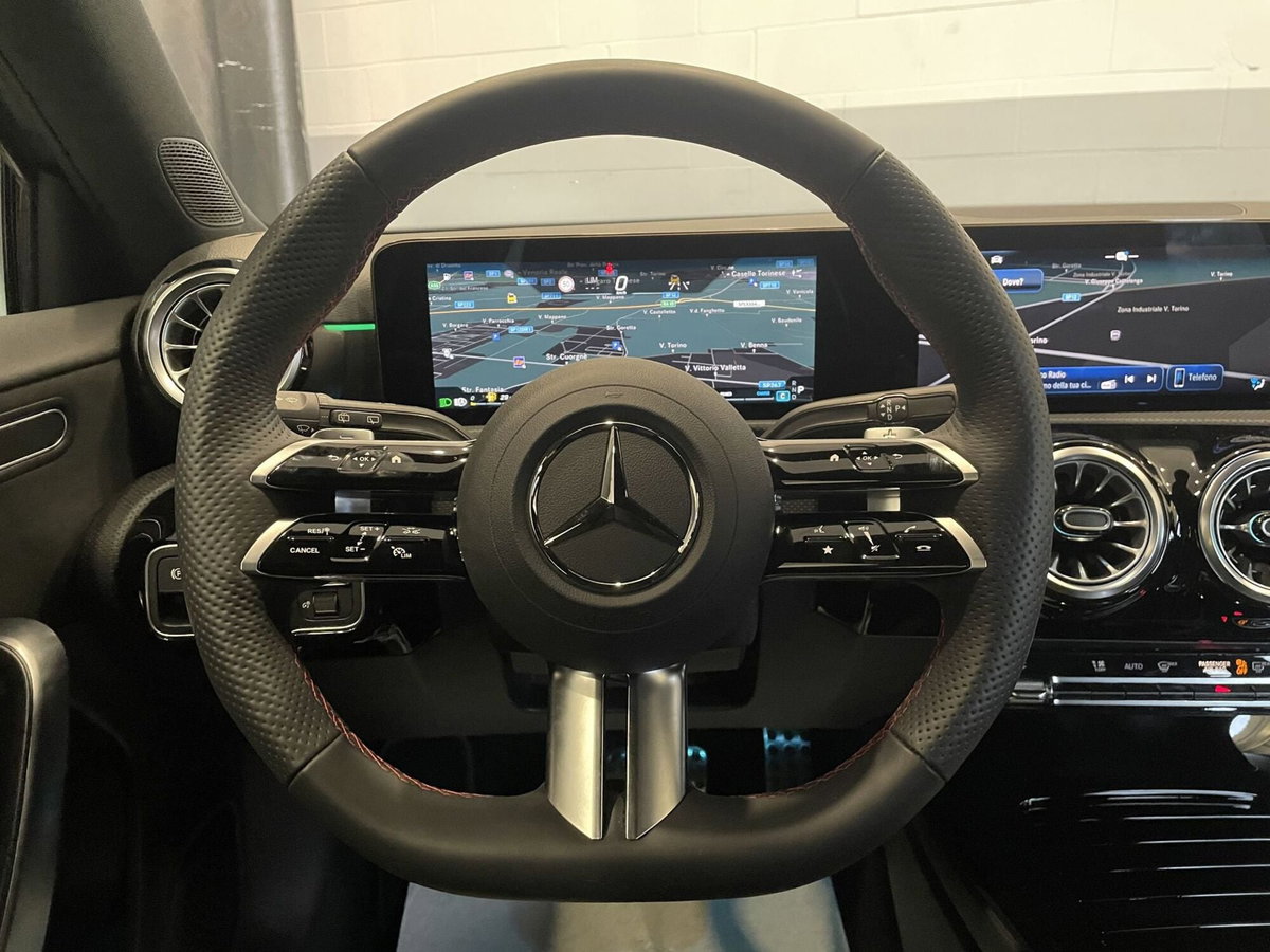 Mercedes-Benz Classe A 180 Automatic Premium (11)