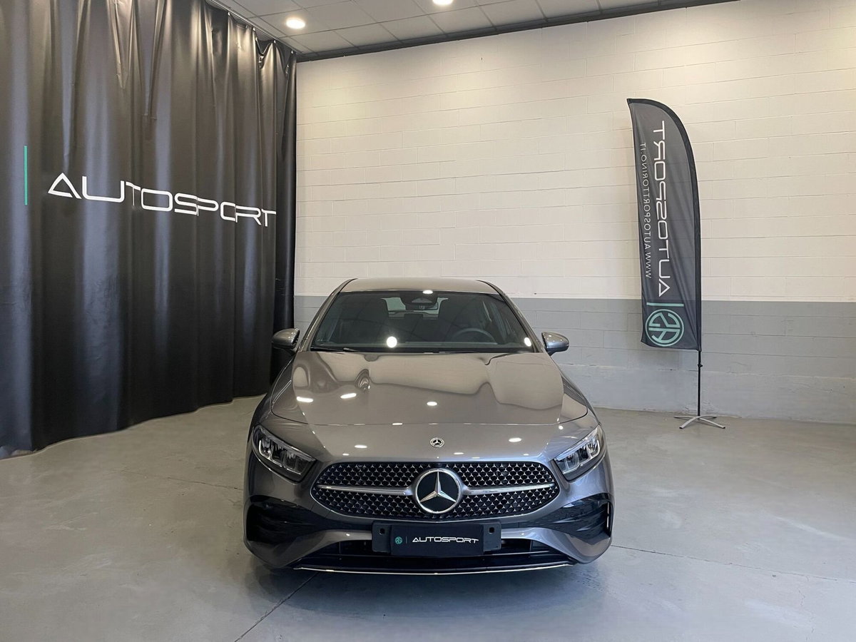 Mercedes-Benz Classe A 180 Automatic Premium (2)