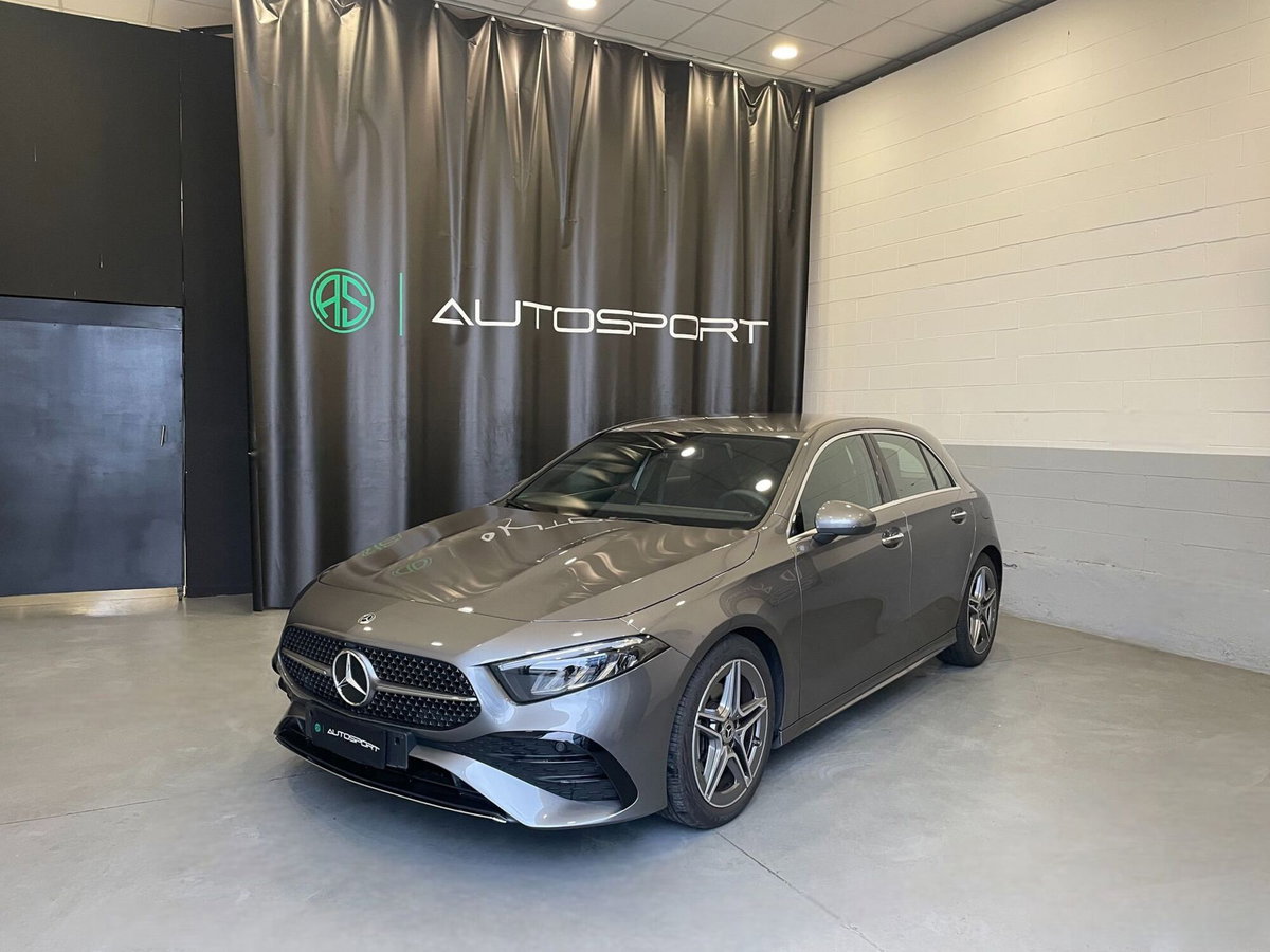 Mercedes-Benz Classe A 180 Automatic Premium (3)