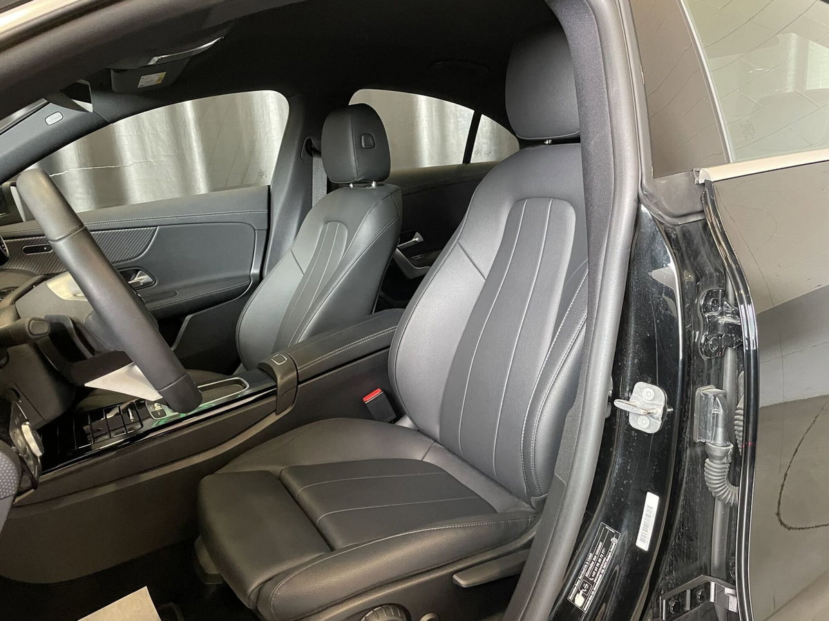 Mercedes-Benz CLA 180 Automatic Executive (8)