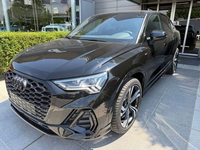 Audi Q3 Sportback 40 2.0 tdi Identity Black quattro 193cv s-tronic nuova