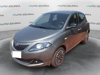 Lancia Ypsilon 1.0 FireFly 5 porte S&S Hybrid Ecochic A. Ferretti usata
