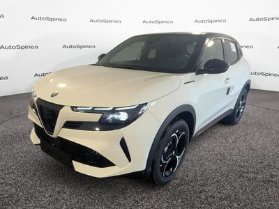 Alfa Romeo Junior 1.2 ibrida Speciale 145cv edct6 nuova