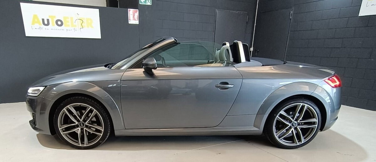 Audi TT Cabrio 1.8 TFSI (2)