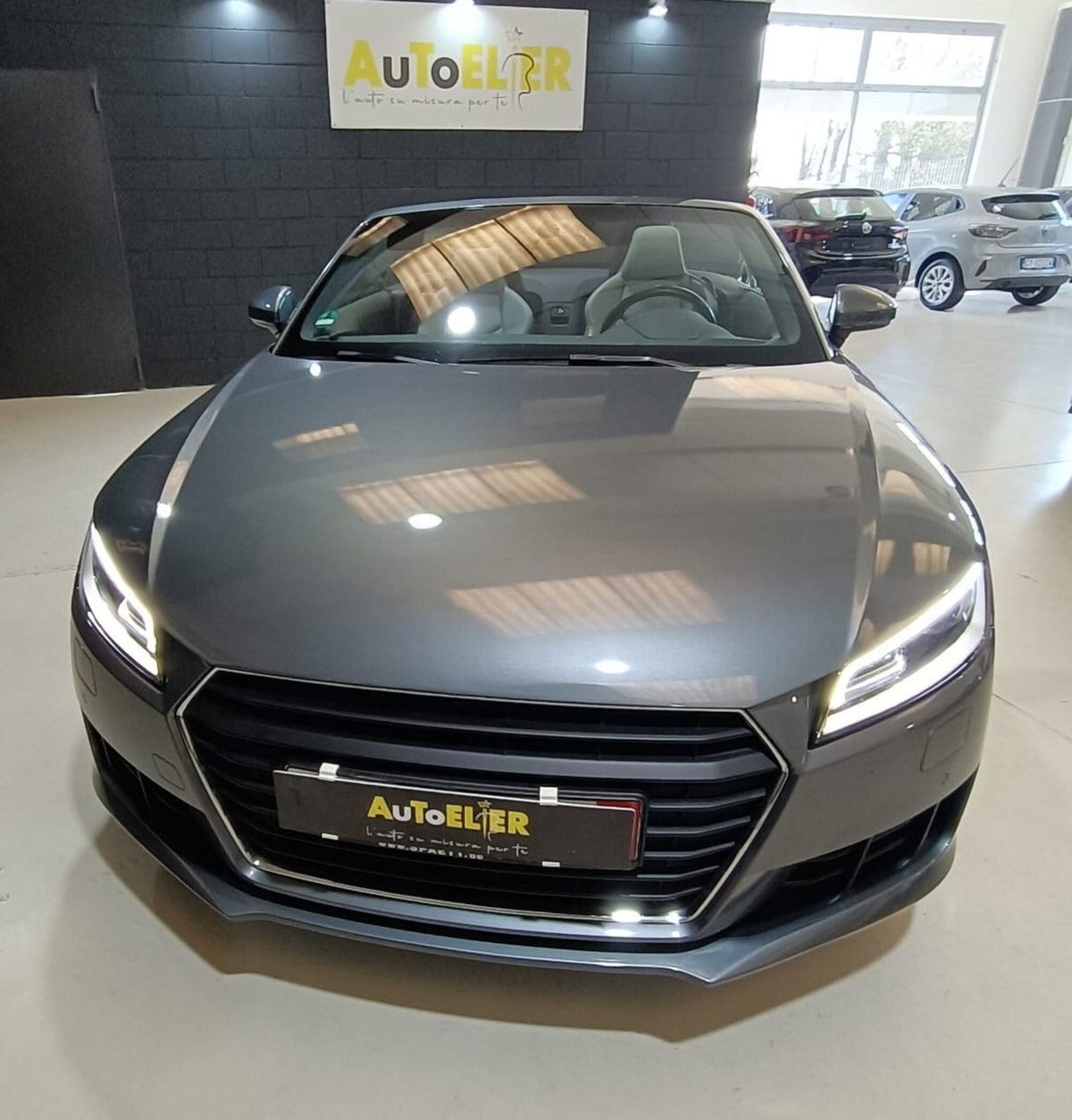 Audi TT Cabrio 1.8 TFSI (3)
