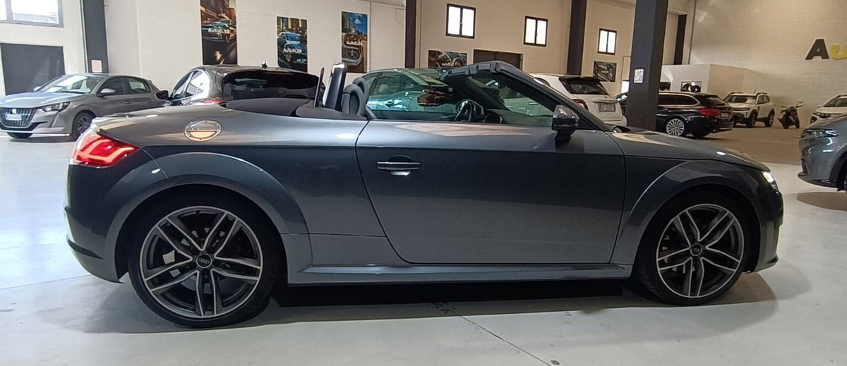 Audi TT Cabrio 1.8 TFSI (5)