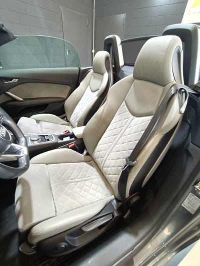 Audi TT Cabrio 1.8 TFSI (9)
