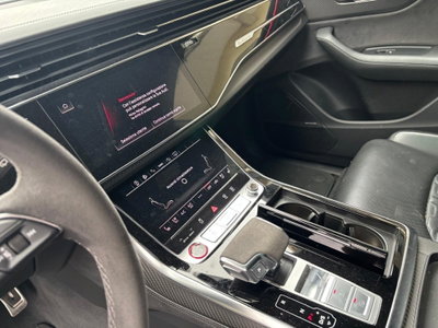 Audi RS Q8 Q8 4.0 mhev quattro tiptronic (11)