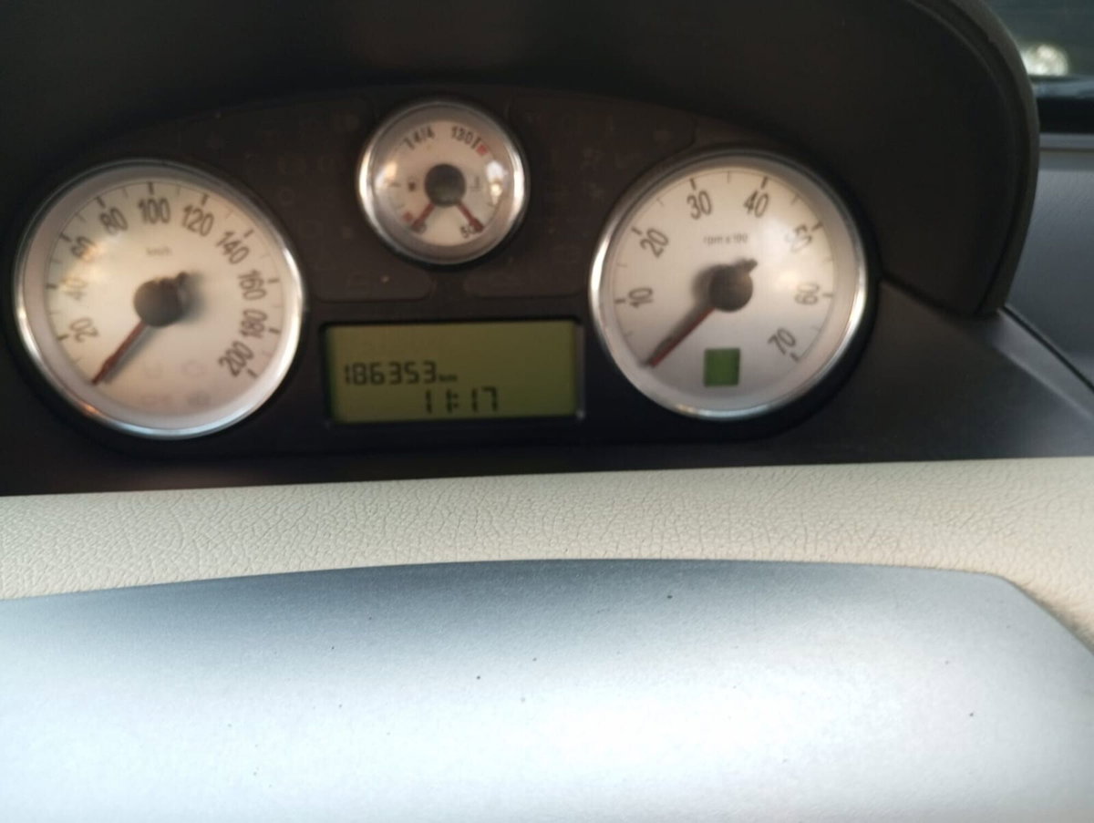 Lancia Ypsilon 1.3 MJT 90 CV Platino (12)
