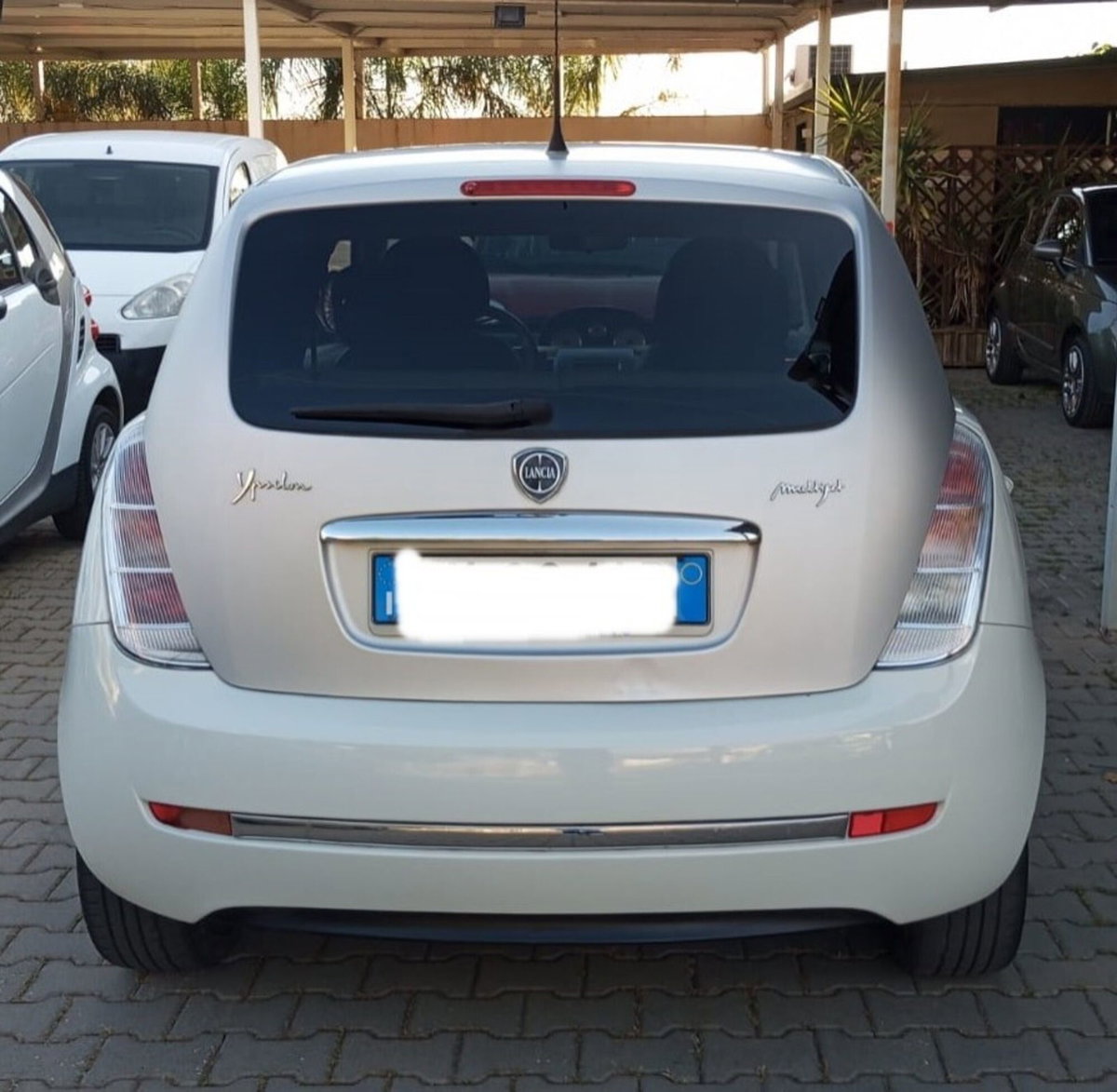 Lancia Ypsilon 1.3 MJT 90 CV Platino (6)