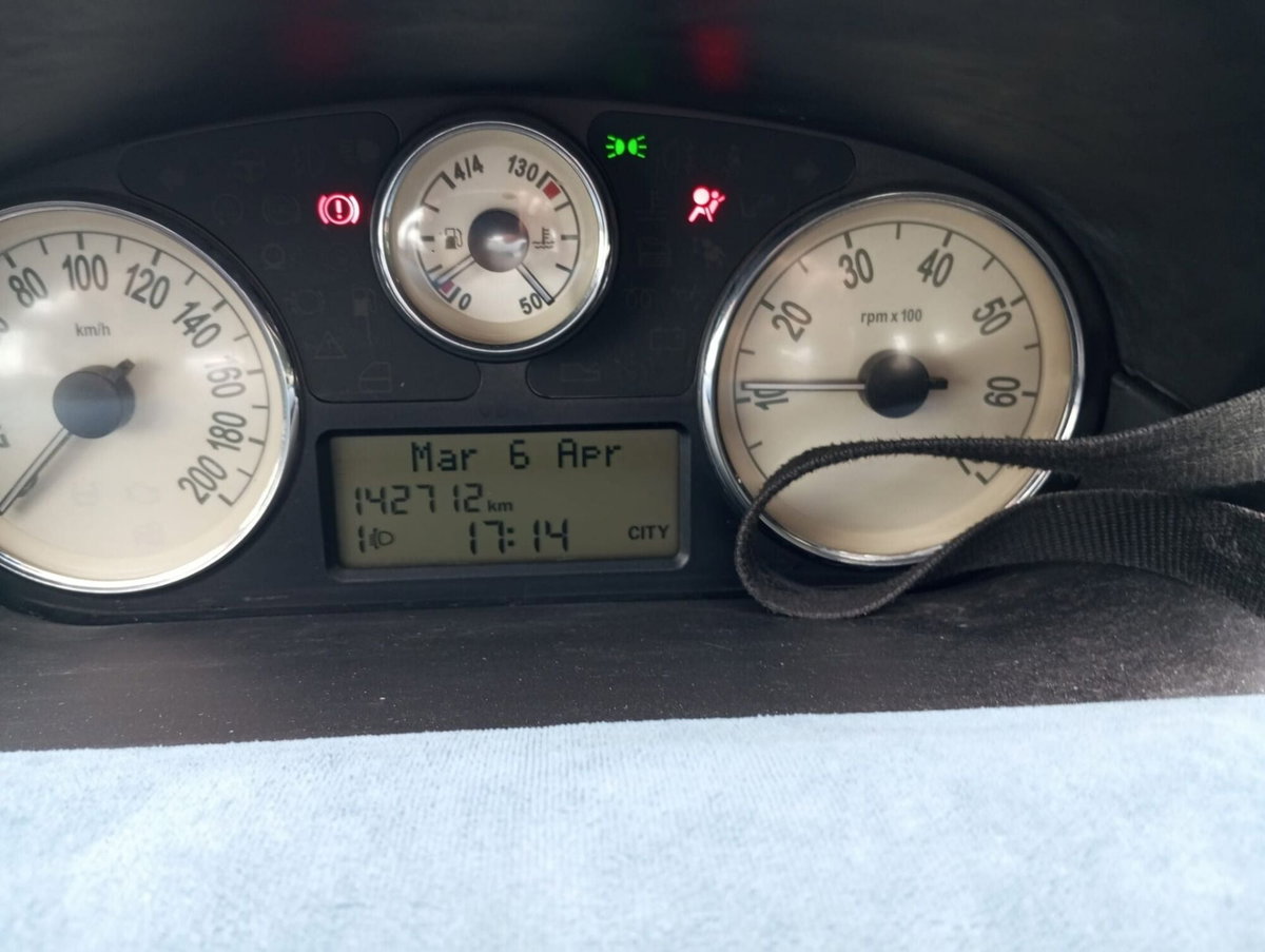 Lancia Ypsilon 1.2 Argento (10)