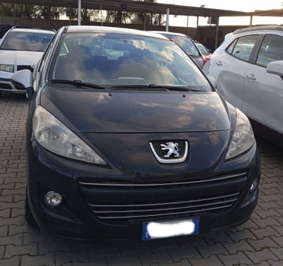 Peugeot 207 HDi 70CV FAP 5p. XS (2)