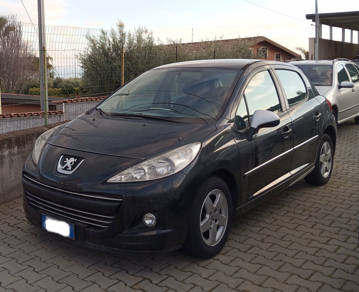 Peugeot 207 HDi 70CV FAP 5p. XS (3)