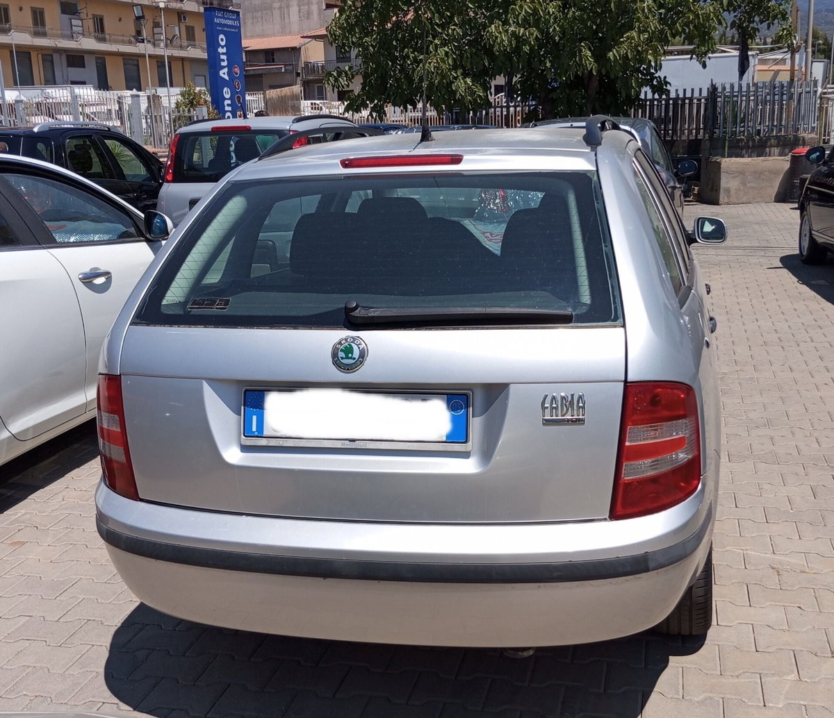 Skoda Fabia Station Wagon TDI cat Wagon Ambiente (6)