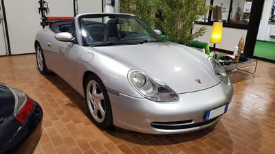 Porsche 911 Cabrio Carrera cat usata
