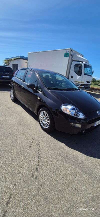 Fiat Punto 1.3 MJT II S&S 95 CV 5 porte Street usata
