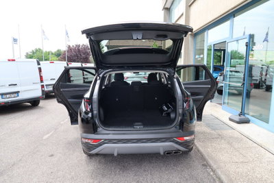 Hyundai Tucson 1.6 crdi 48V Xline 2wd dct (11)