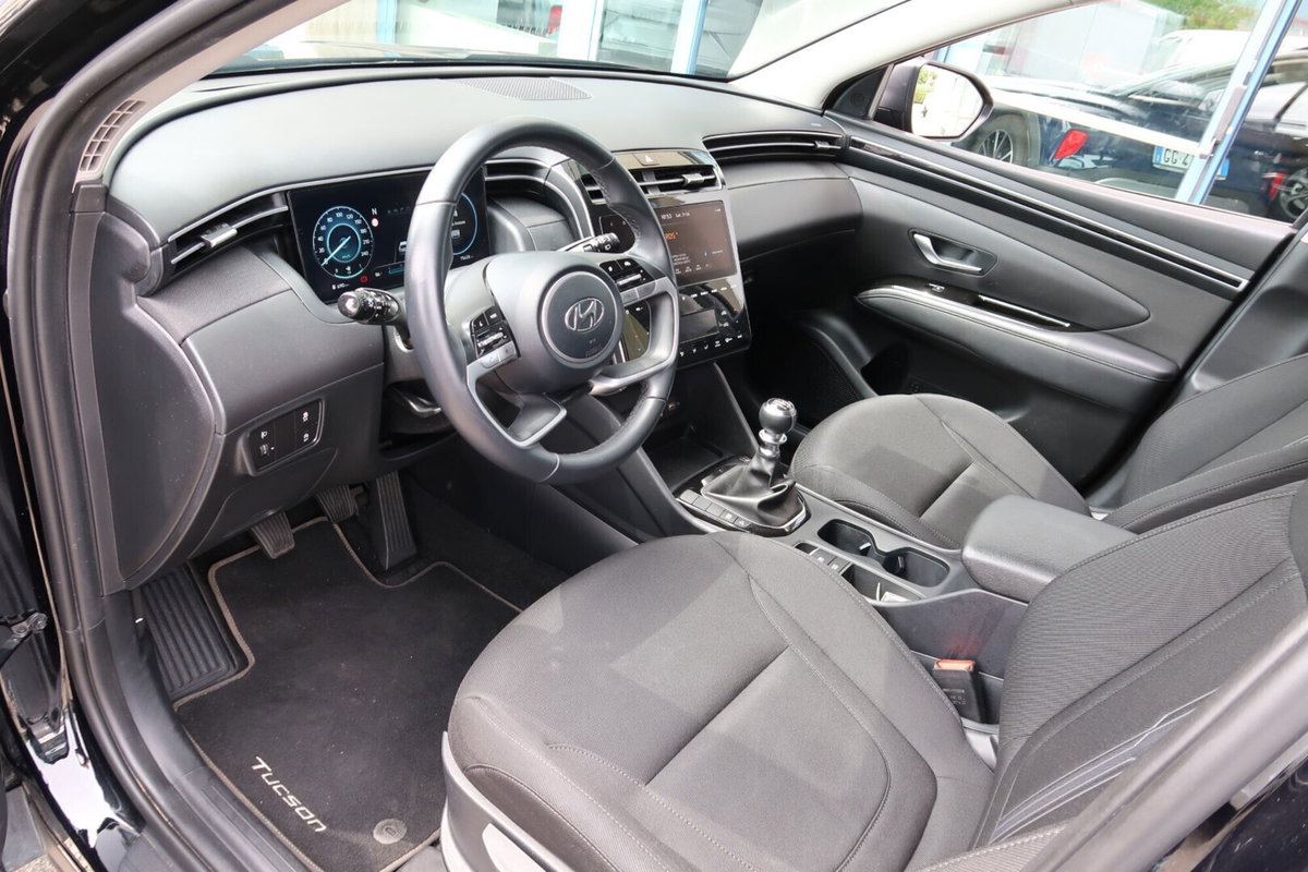 Hyundai Tucson 1.6 crdi 48V Xline 2wd imt (8)