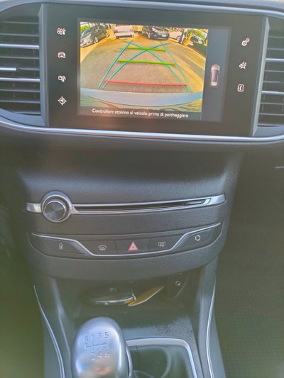 Peugeot 308 SW BlueHDi 120 S&S Allure (11)