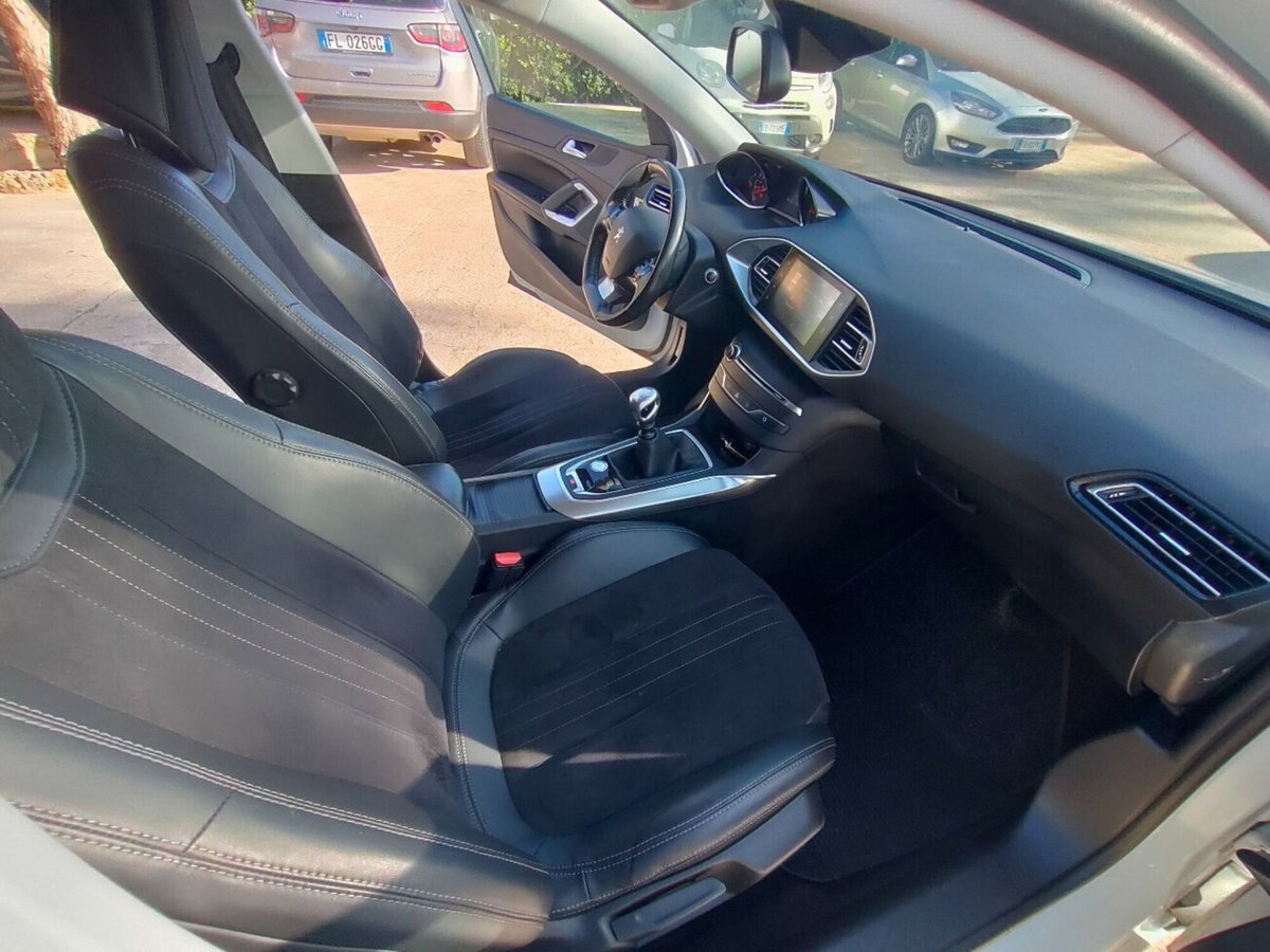Peugeot 308 SW BlueHDi 120 S&S Allure (15)