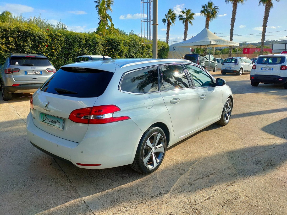 Peugeot 308 SW BlueHDi 120 S&S Allure (3)