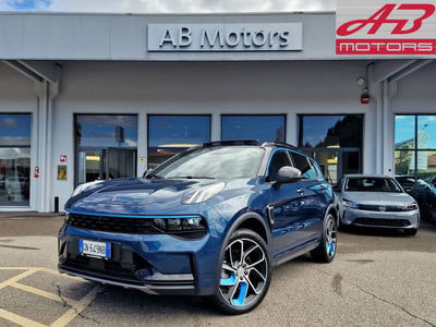 Lynk & Co 01 01 1.5 td phev
