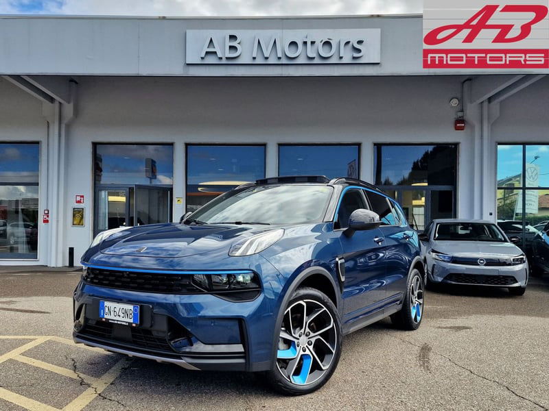 Lynk & Co 01 01 1.5 td phev