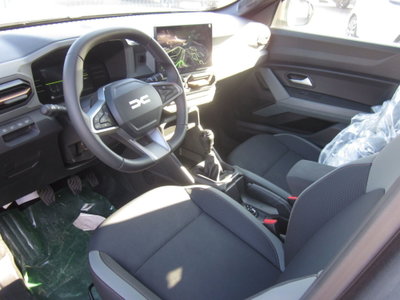 Dacia Duster 1.6 hybrid Journey 140cv (12)