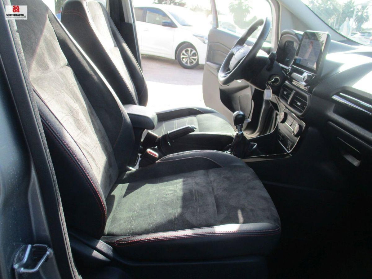 Ford EcoSport 1.0 EcoBoost 125 CV Start&Stop ST-Line (17)