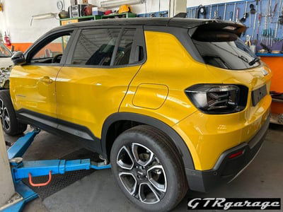 Jeep Avenger 1.2 turbo Summit fwd 100cv usata