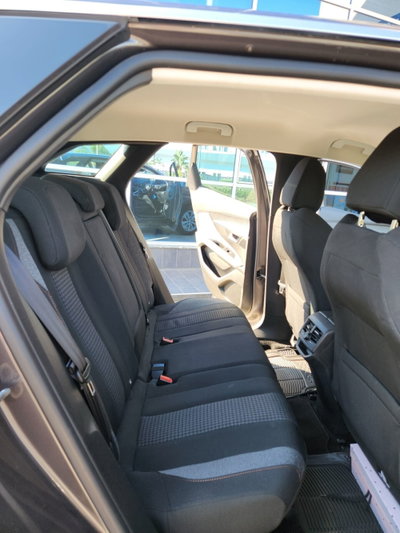 Peugeot 3008 BlueHDi 130 S&S Active (13)