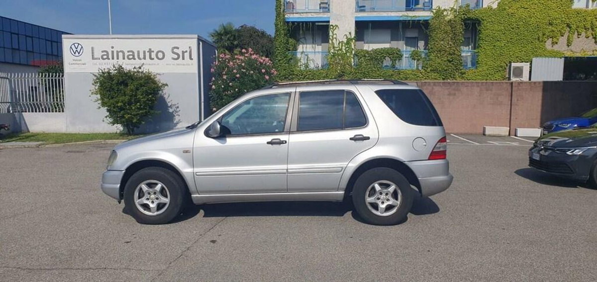 Mercedes-Benz Classe ML 270 turbodiesel cat CDI SE Leather (4)