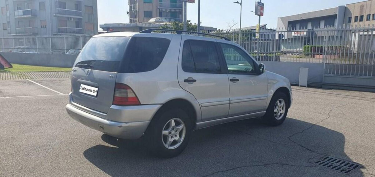 Mercedes-Benz Classe ML 270 turbodiesel cat CDI SE Leather (7)