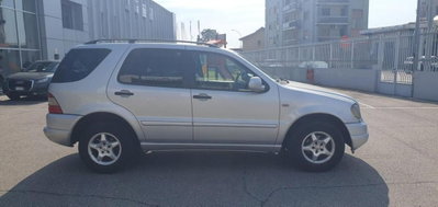 Mercedes-Benz Classe ML 270 turbodiesel cat CDI SE Leather (8)