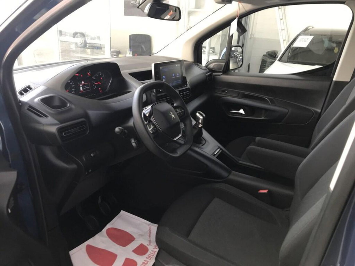 Peugeot Rifter BlueHDi 100 Allure Standard (10)