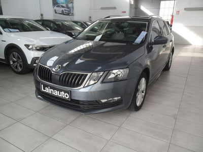 Skoda Octavia Station Wagon 1.5 G-TEC DSG Wagon Executive usata