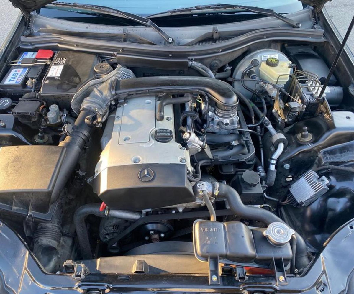 Mercedes-Benz SLK 200 cat (11)