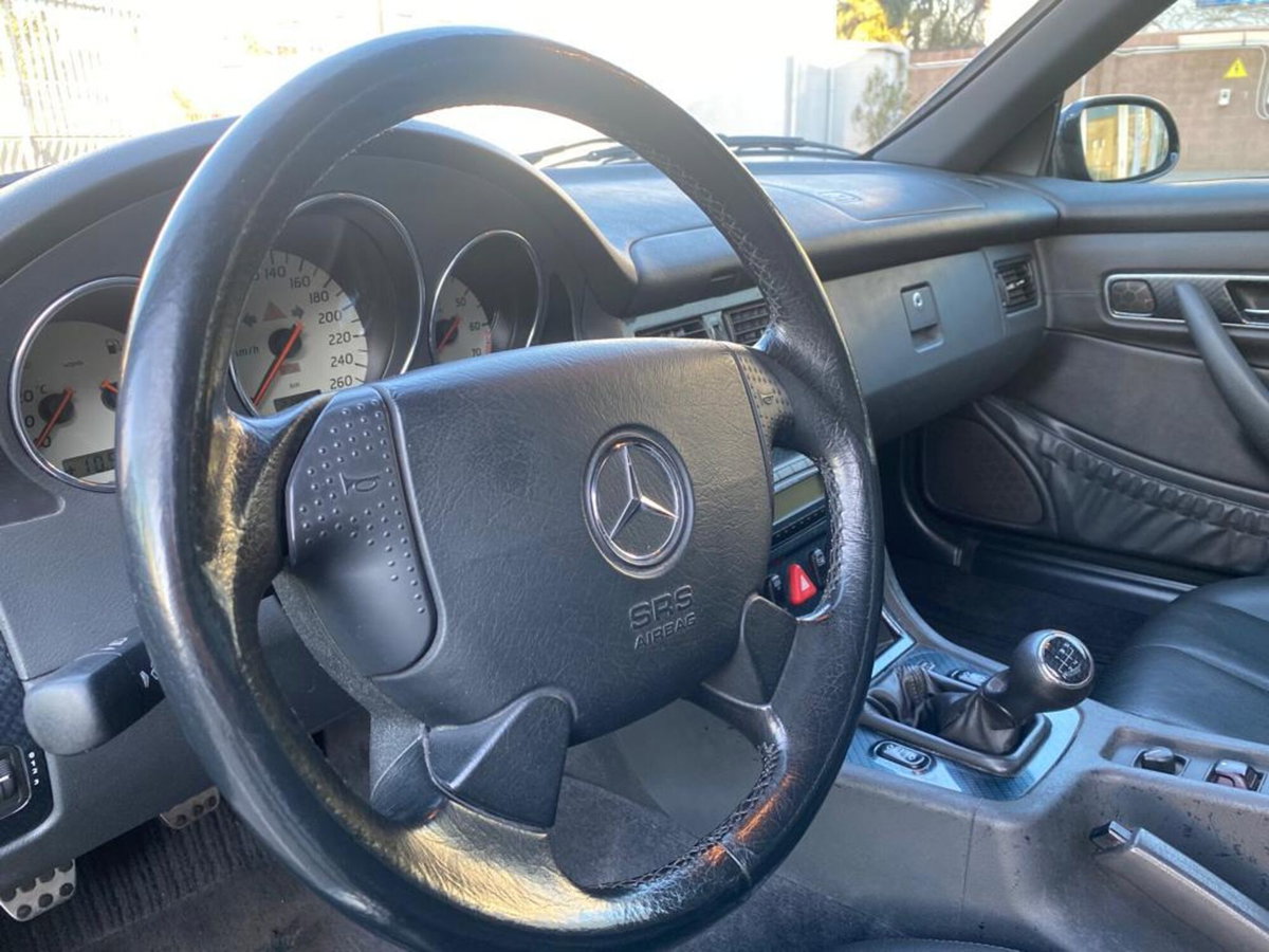 Mercedes-Benz SLK 200 cat (7)