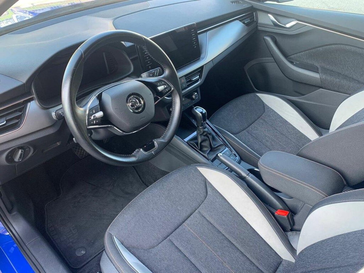 Skoda Kamiq 1.0 tsi Style 115cv dsg (8)