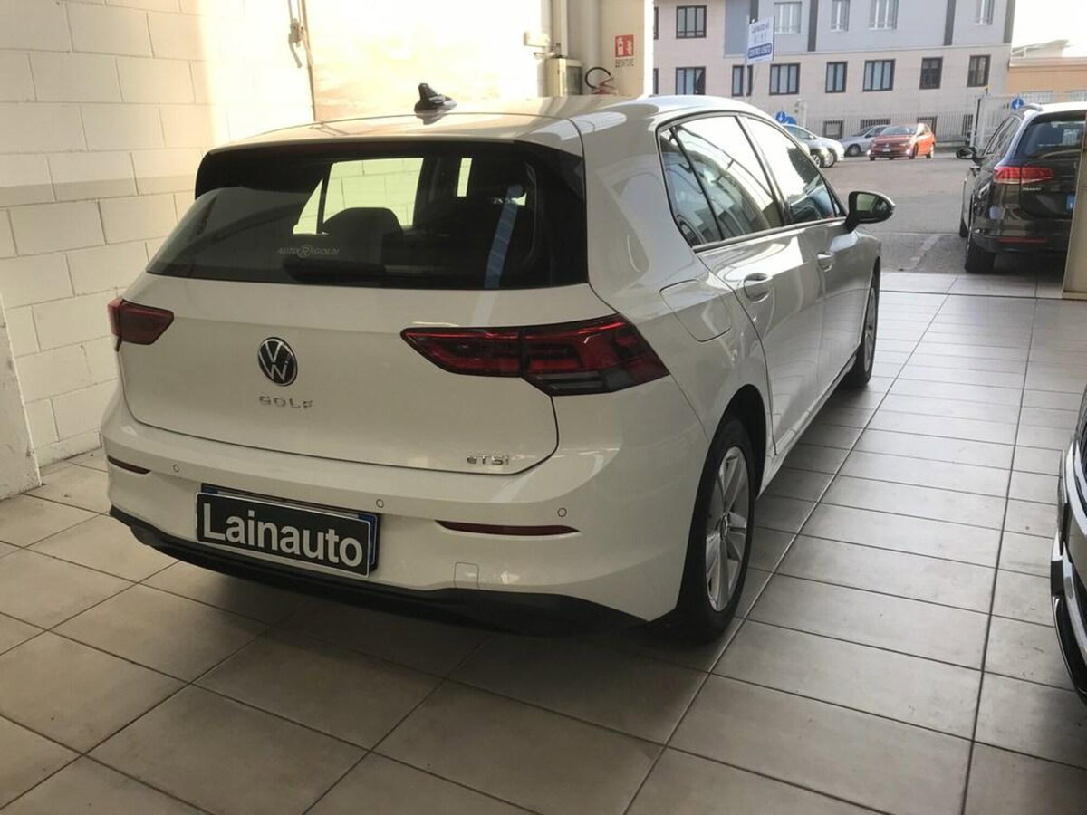 Volkswagen Golf 1.5 eTSI 150 CV EVO ACT DSG Life (4)