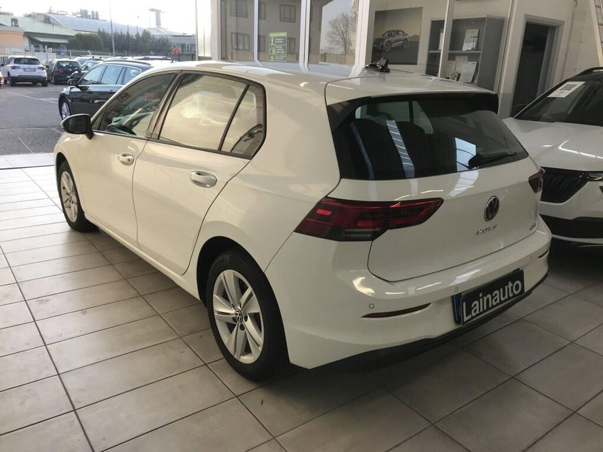 Volkswagen Golf 1.5 eTSI 150 CV EVO ACT DSG Life (5)