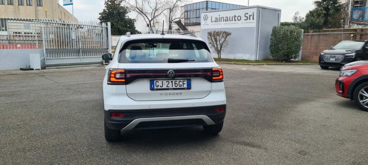 Volkswagen T-Cross 1.0 TSI Style BMT (7)