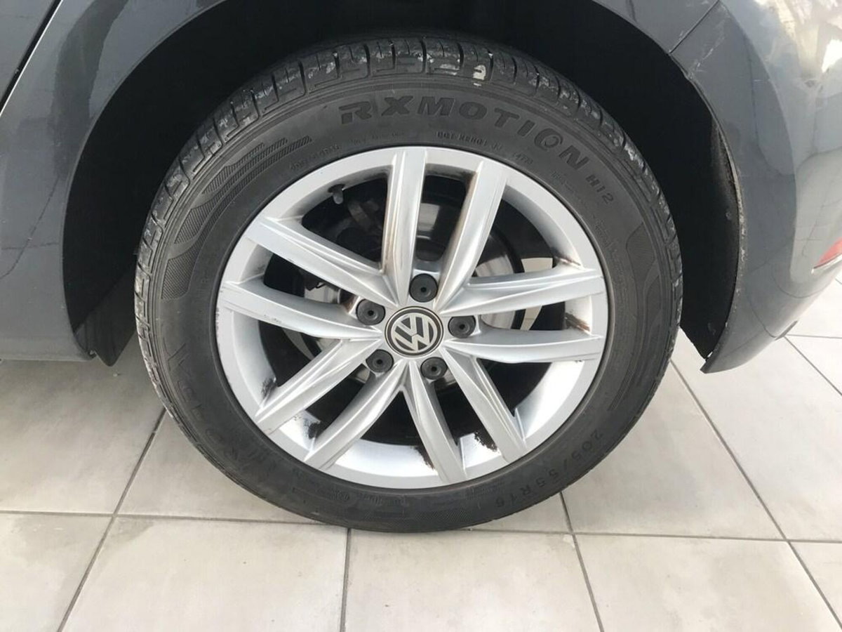 Volkswagen Golf 1.4 TGI DSG 5p. Executive BlueMotion (6)