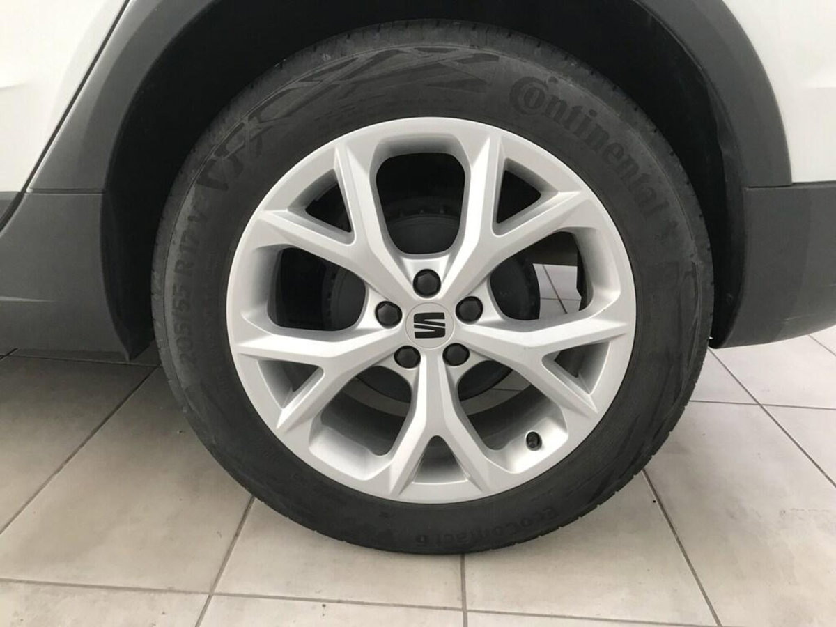 SEAT Arona 1.0 EcoTSI FR (7)