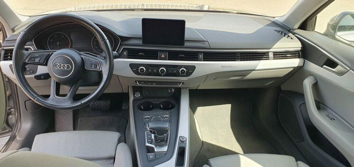 Audi A4 Avant 40 TDI quattro S tronic Business Sport (10)